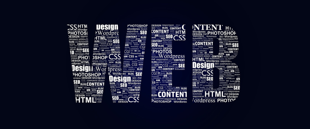 Napis WEB na ciemno granatowym tle zrobiony z białych napisów związanych z tworzeniem stron internetowych